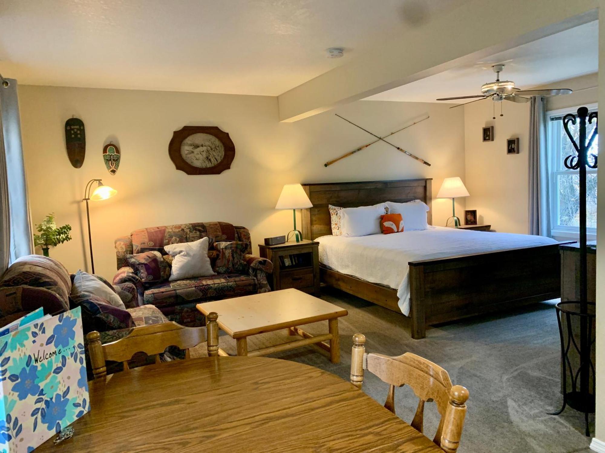 Fox Hollow Inn Μπόουζμαν Εξωτερικό φωτογραφία